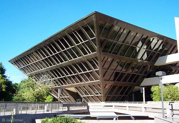 bizarre tempecityhall2