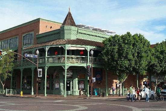 mill-avenue-district-1