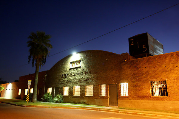 BP-exterior350dpi-6x4