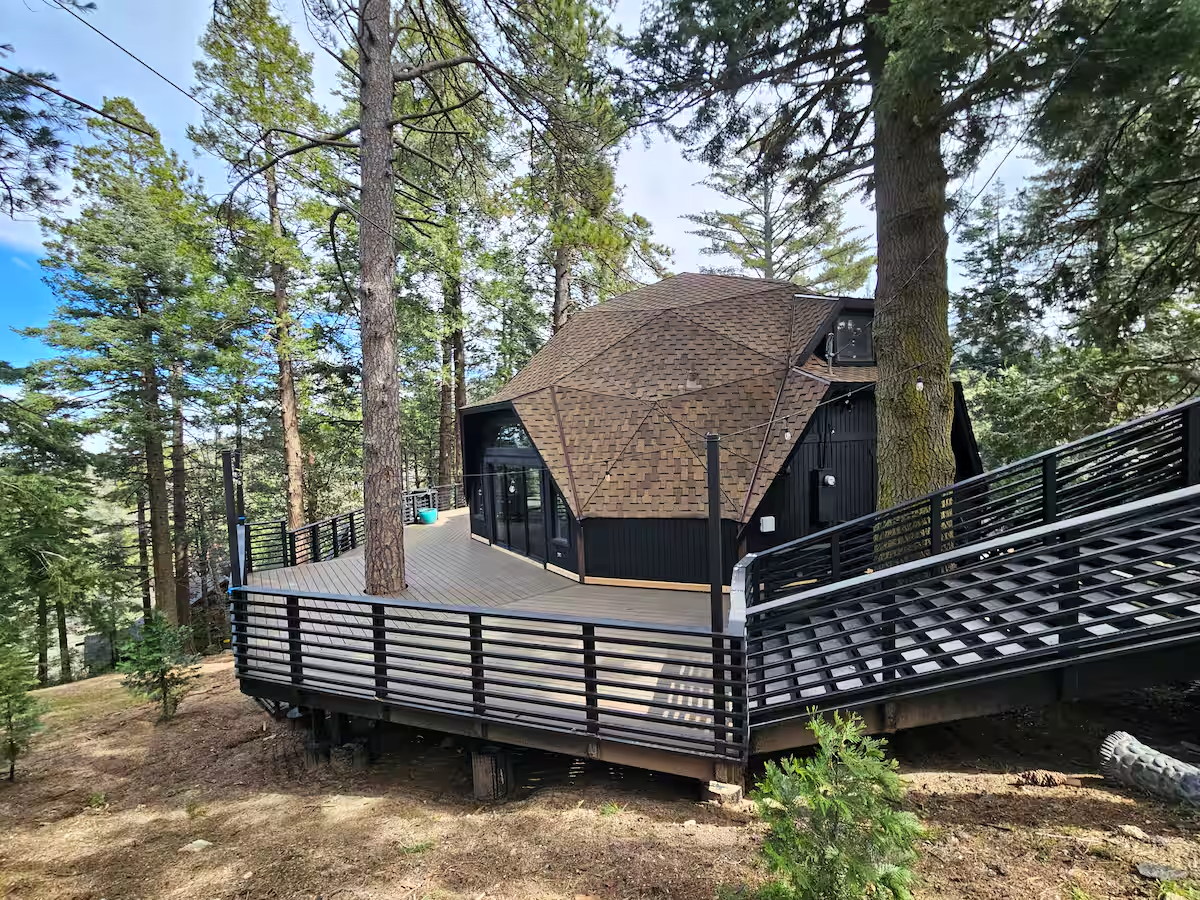 Dome Crestline